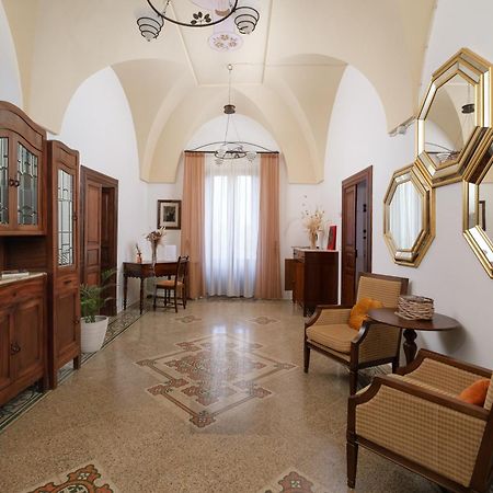 Masseria Borgo Santuri ออสตูนี ภายนอก รูปภาพ