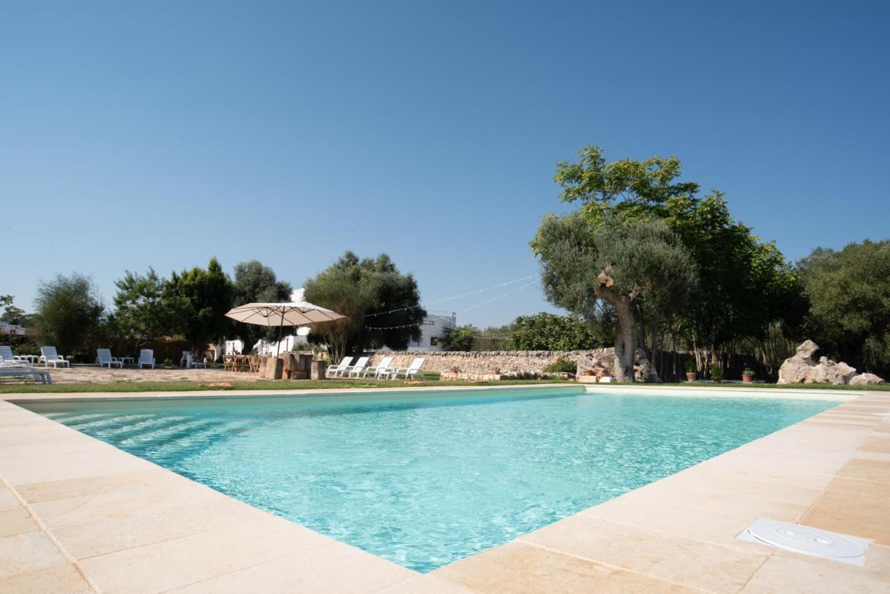 Masseria Borgo Santuri ออสตูนี ภายนอก รูปภาพ
