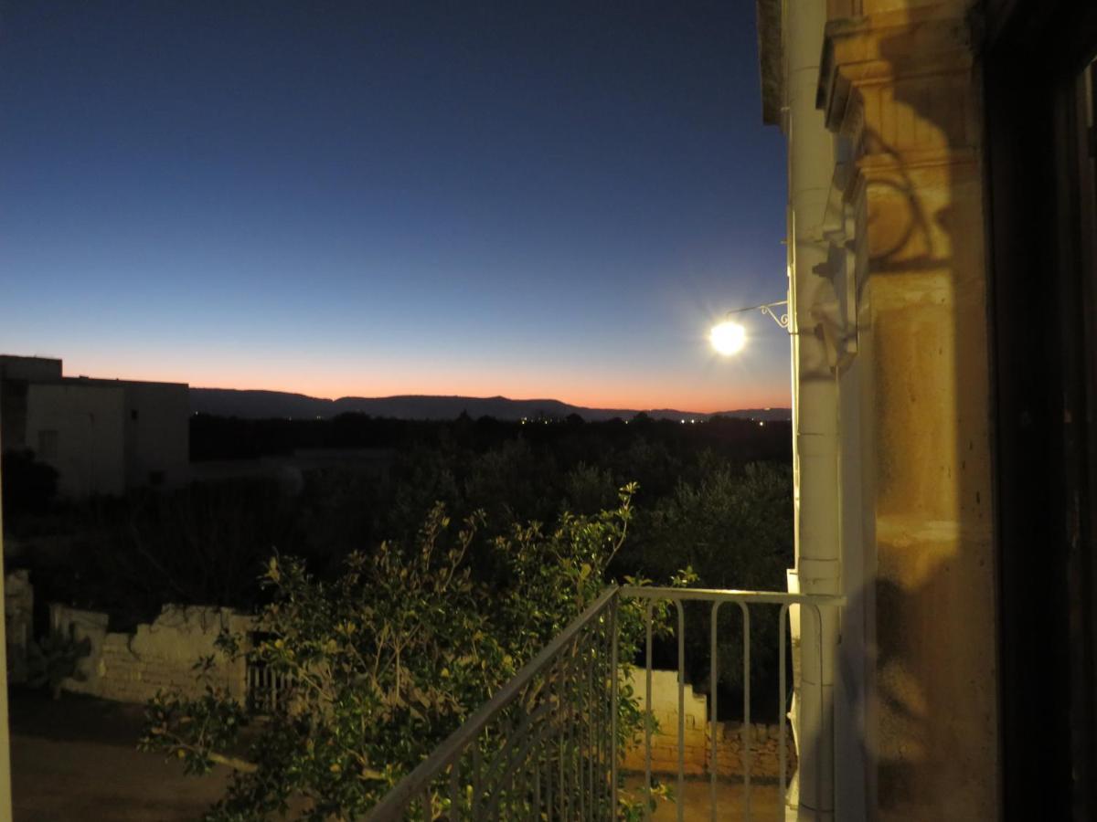 Masseria Borgo Santuri ออสตูนี ภายนอก รูปภาพ