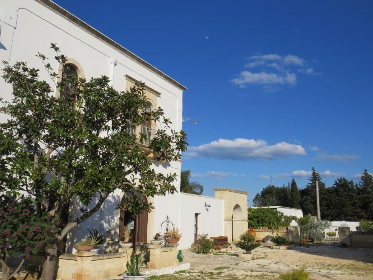 Masseria Borgo Santuri ออสตูนี ภายนอก รูปภาพ