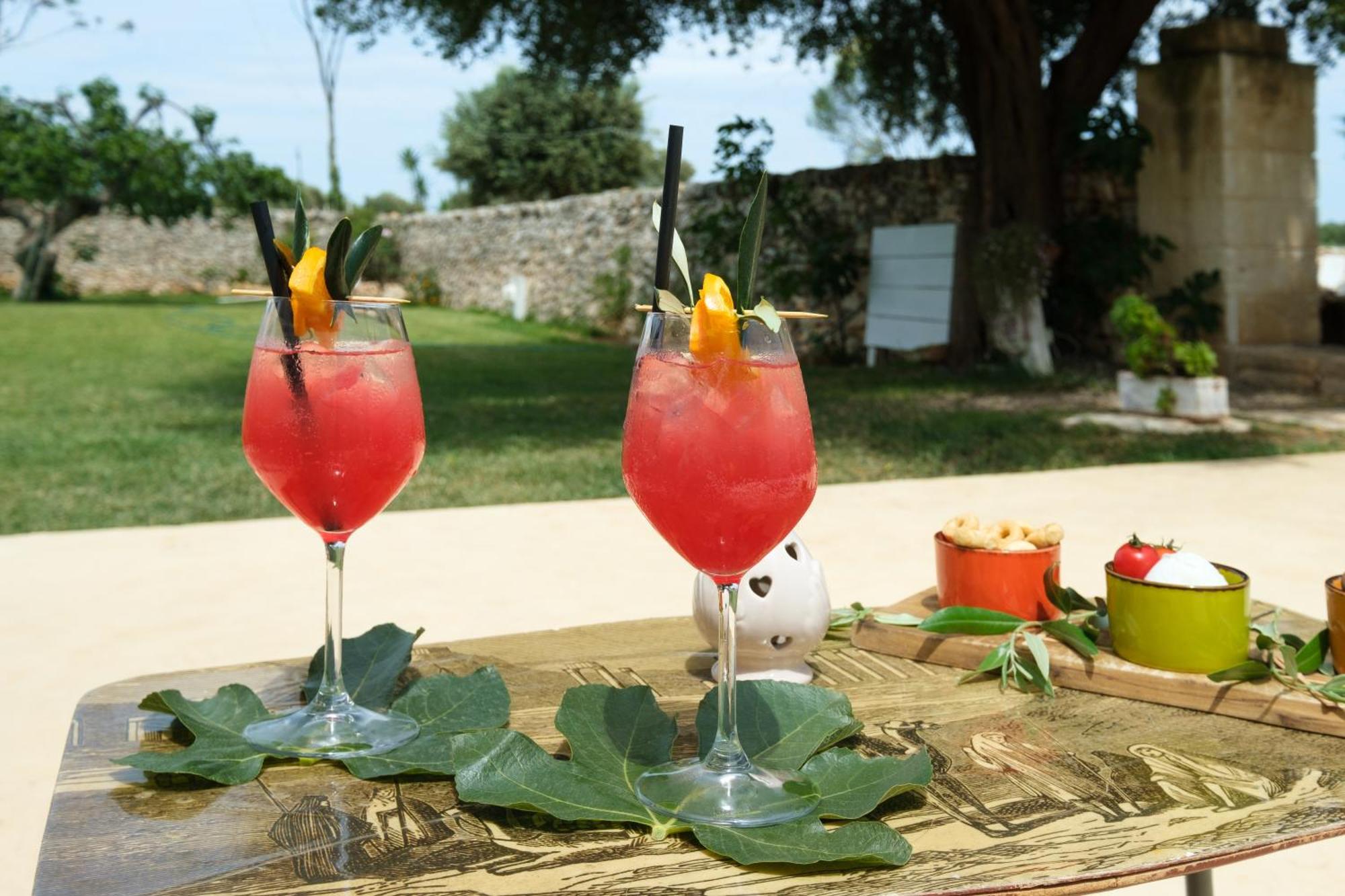 Masseria Borgo Santuri ออสตูนี ภายนอก รูปภาพ