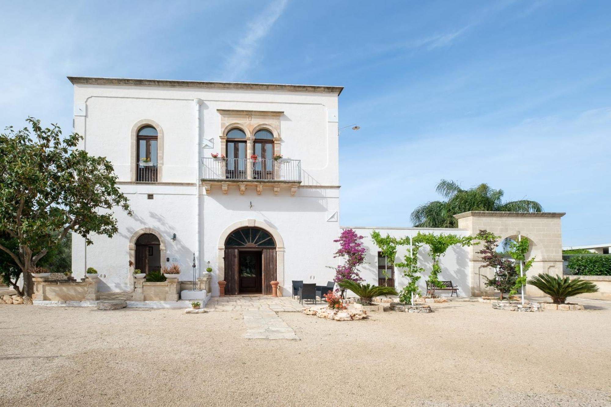 Masseria Borgo Santuri ออสตูนี ภายนอก รูปภาพ